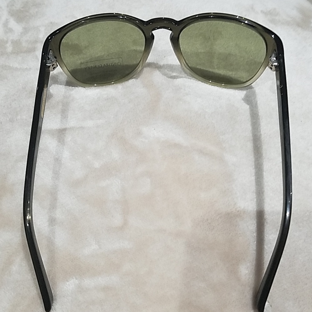 Cynthia Rowley sunglasses - Picture 4 of 8